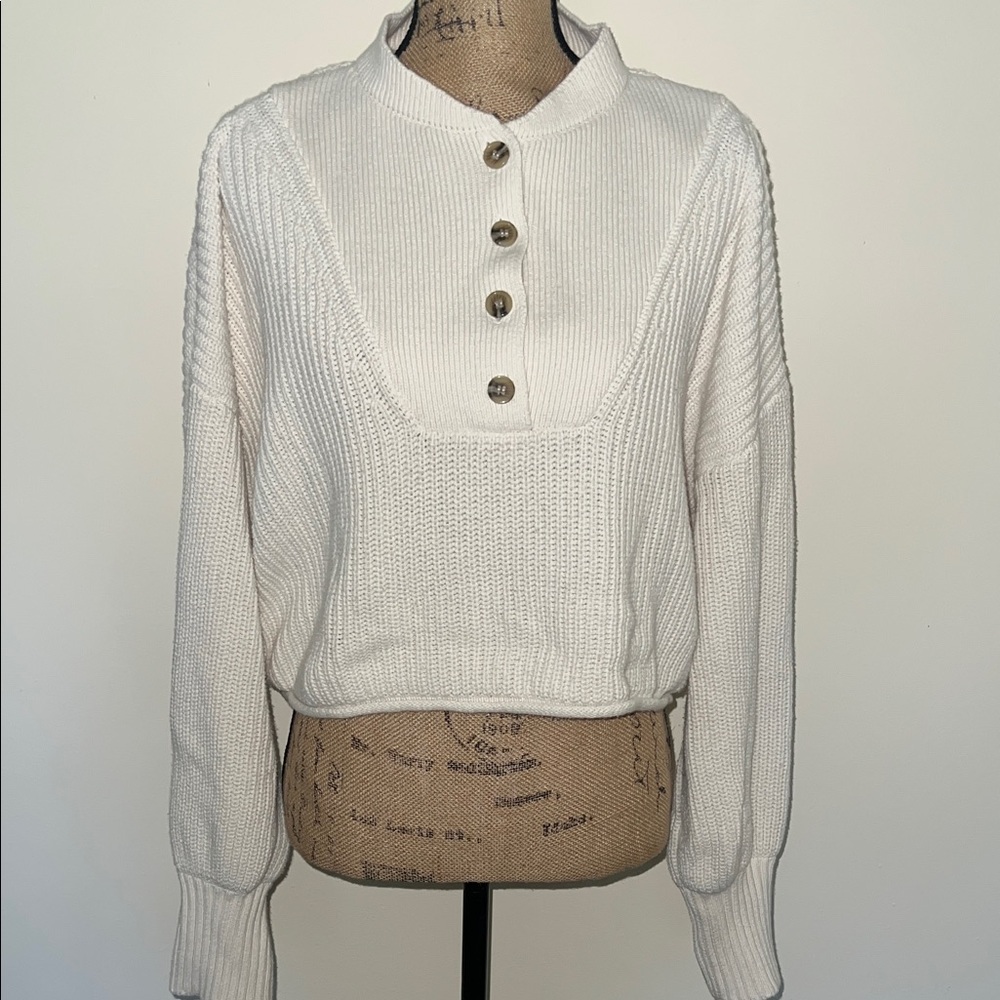 Forever 21 Women's White Button-Up Sweater